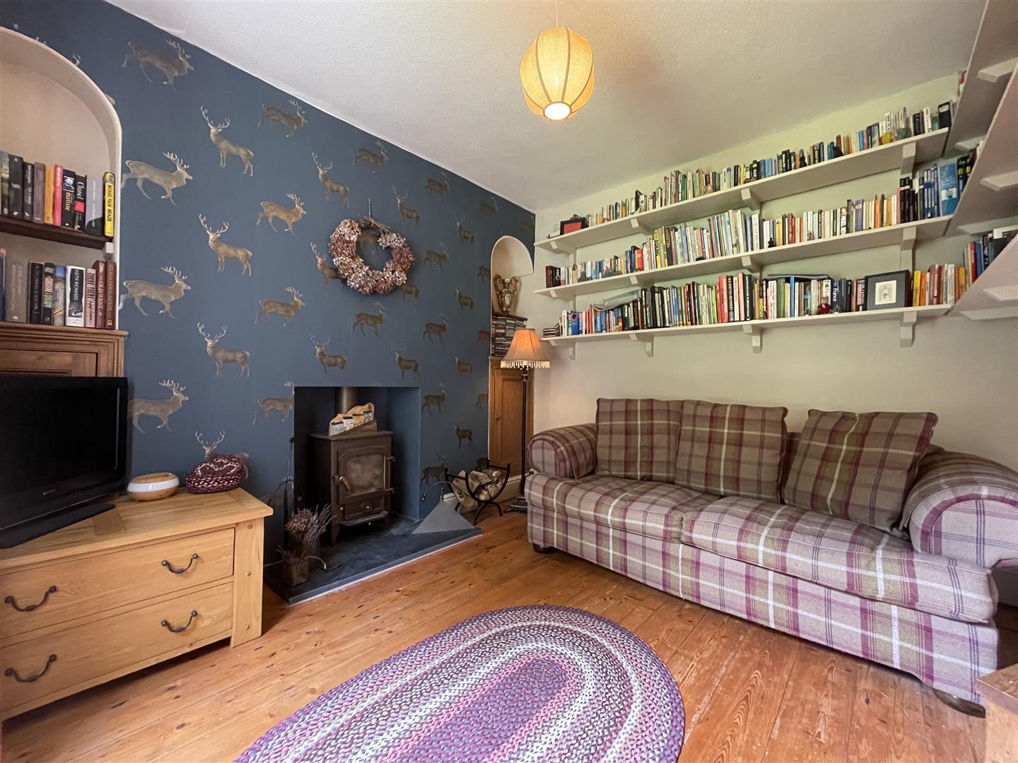 SITTING ROOM